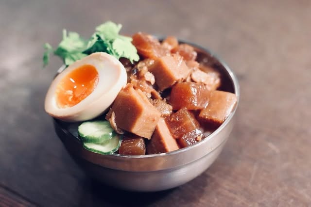 素魯肉飯